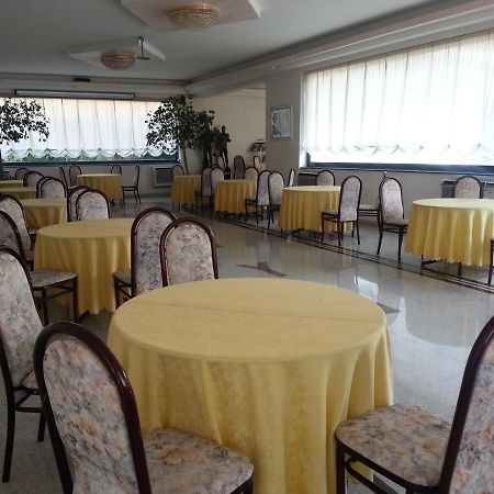 Hotel Capys Капуа Екстер'єр фото