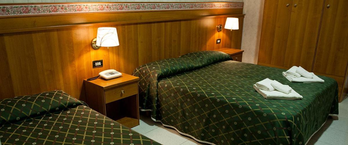 Hotel Capys Капуа Екстер'єр фото